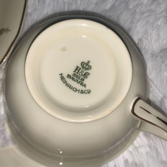 Vintage 1930’s Selb Bavaria Heinrich & Co Tea Cups and Saucers 4 - Picture 11 of 14